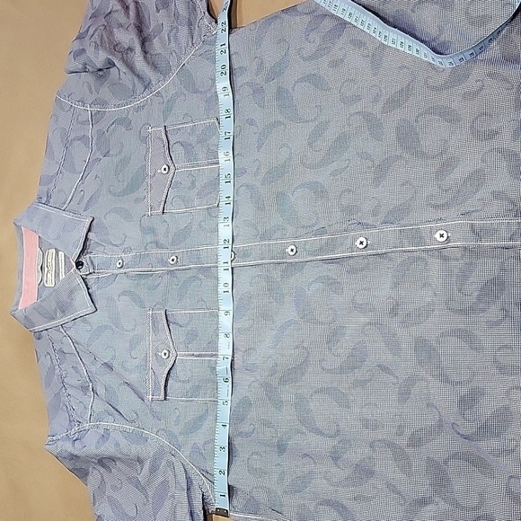 Tommy Bahama, Size L Blue Paisley Patterned Short Sleeve Button Down Shirt, EUC - Picture 5 of 11